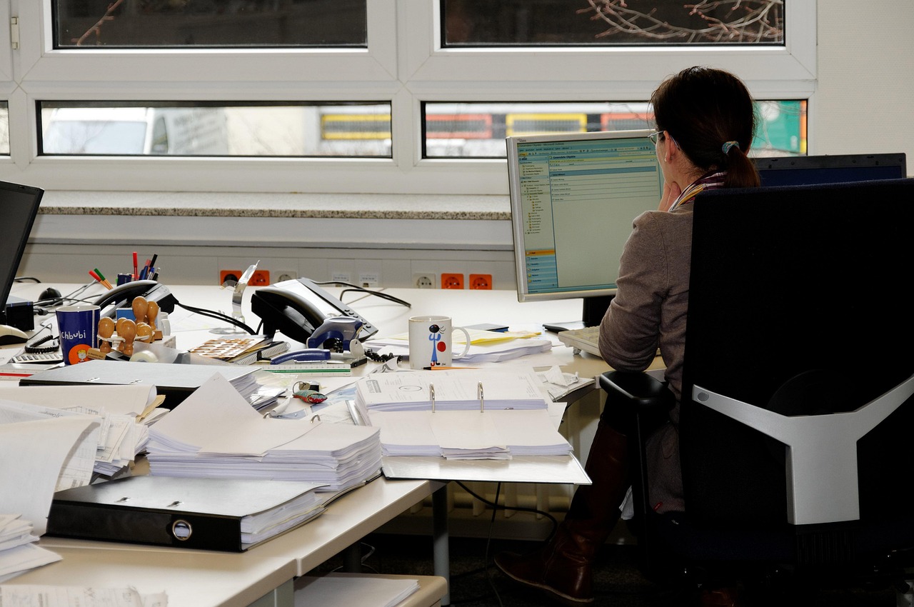 Company Secretary working desk